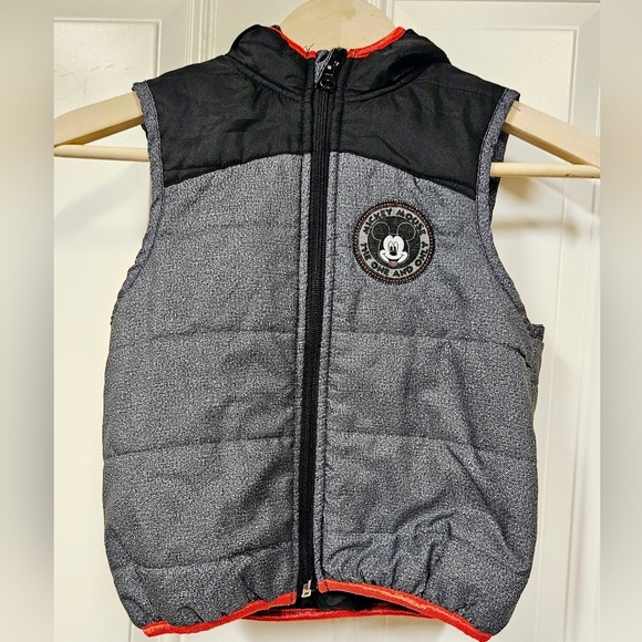 Disney Boys Mickey Mouse Puffer Vest Gray Black Hood Ears Zip Up size 5T - Picture 3 of 11